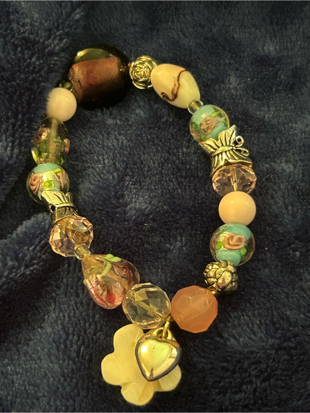 Beautiful Vintage Beaded Stretch Bracelet. Butterflies, Roses, Heart
